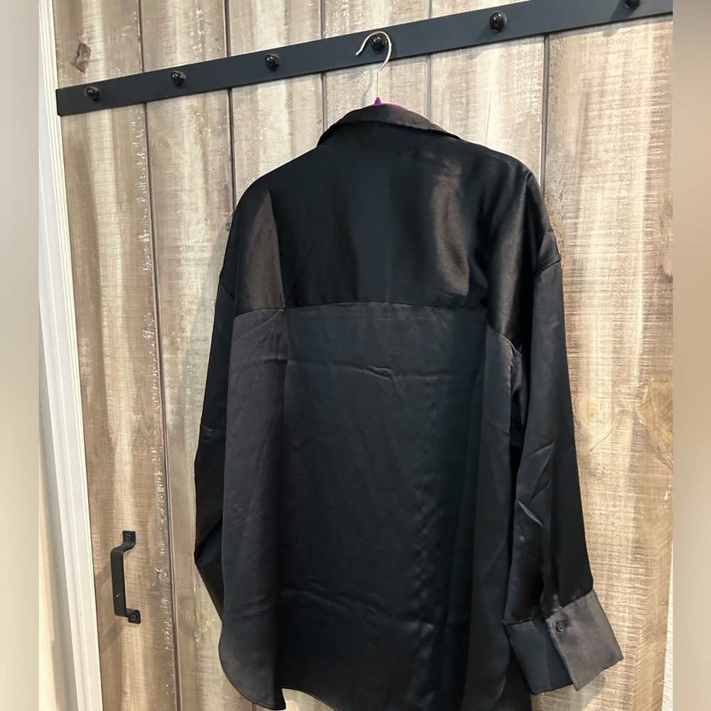 H&M black Satin button down shirt, M - Picture 10 of 10